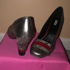 A nice sliver and black printed shoe